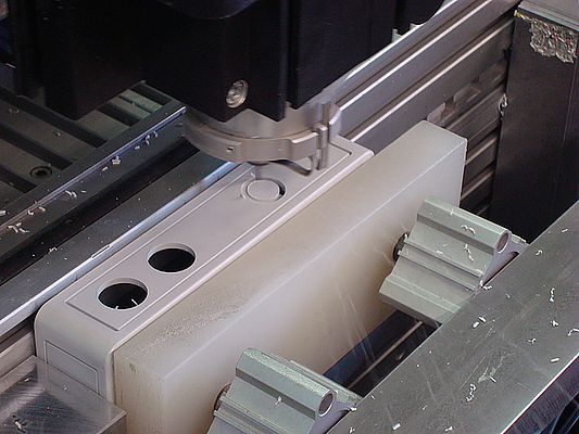 Spelsberg combines CNC machining and modular tooling to deliver rapid, cost-effective enclosure customization, while maintaining maximum protection.