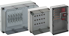 Busbar housing with equipment