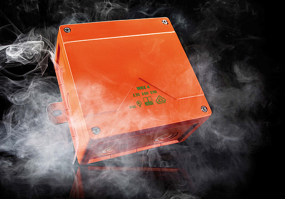 Spelsberg WKE Lifeline cable junction and connection box are manufactured exclusively from high-quality materials that are heat and fire resistant.