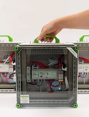 WAGO has chosen the Spelsberg GTi series of polycarbonate distribution boxes as a convenient and aesthetic housing solution to house transportable demo systems.
